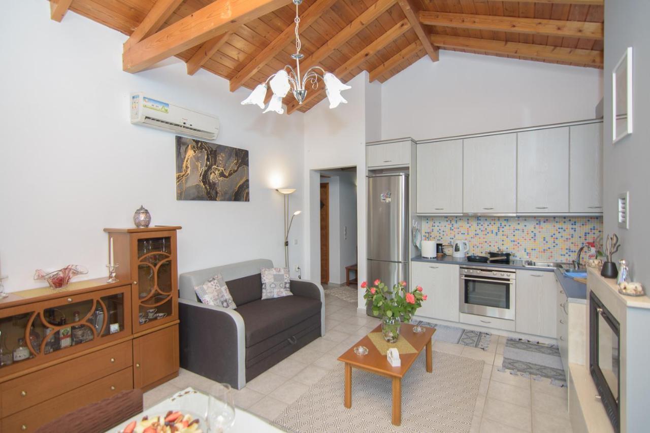 Samian Thalia Apartment Pagondas Extérieur photo